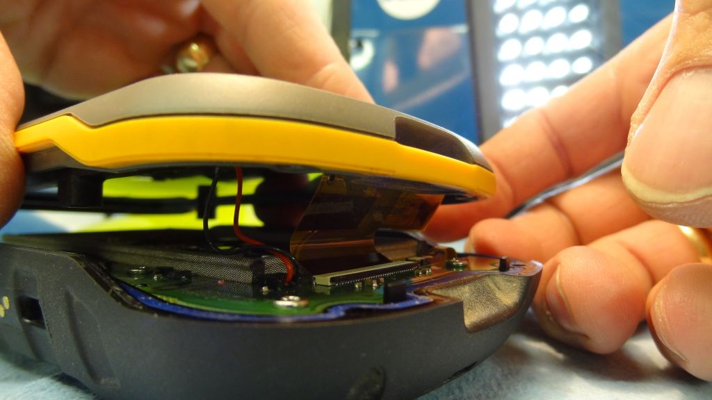 Garmin Montana GPS Reliability Modification Hardening HowTo